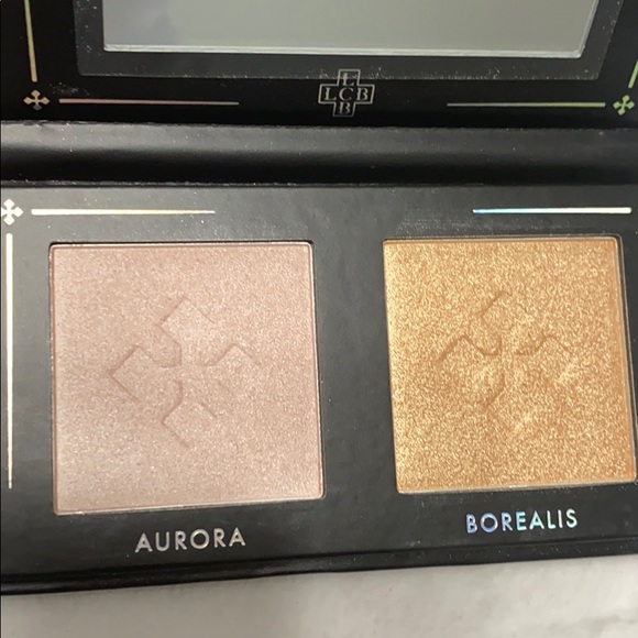 Love craft beauty highlighter palette - Picture 3 of 3